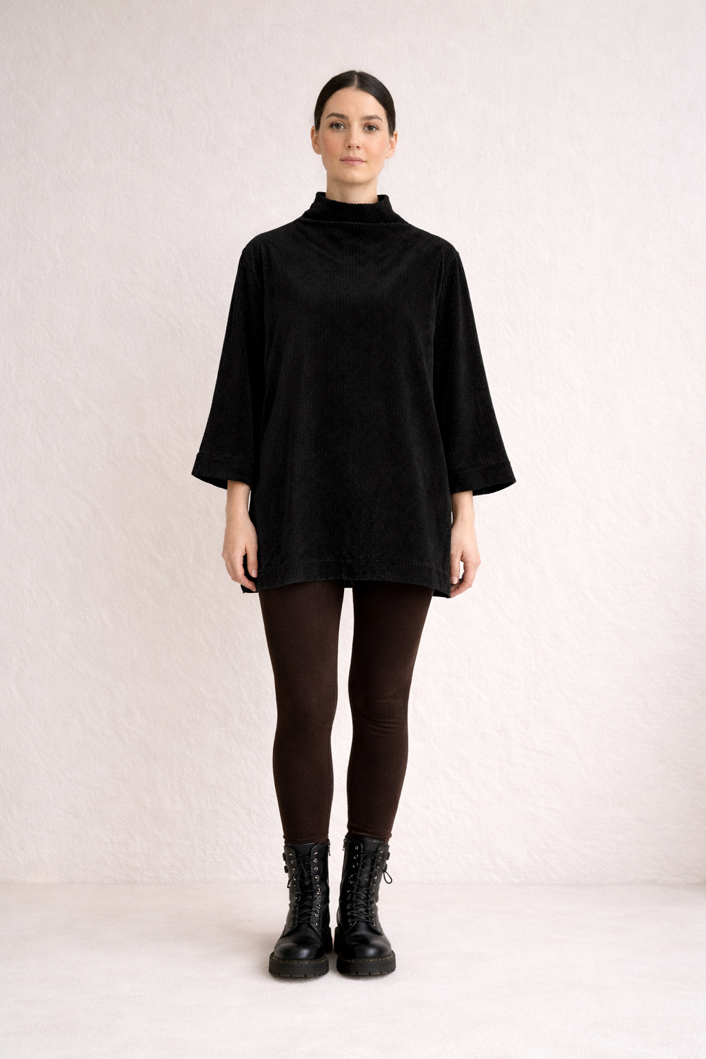AILA - Longline Blouse, Black